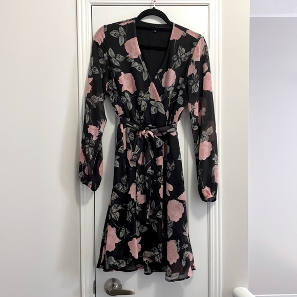 Guess spring flowy dress - Picture 1 of 5